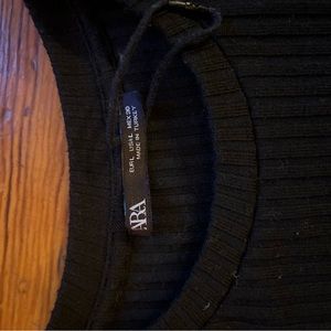 Zara black long sleeve size L but fit for a lose small